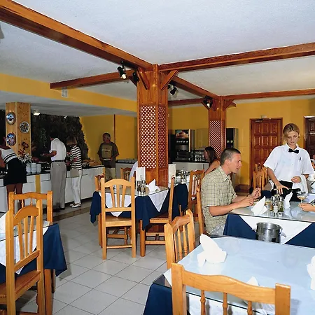 Отель Smy Tahona Fuerteventura Калета-де-Фусте